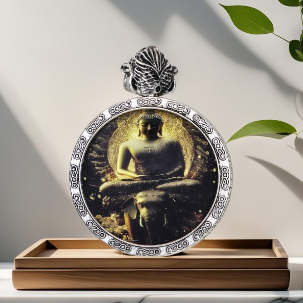 Sitting Buddha/Serenity/Round plaque/Gold tracing/Hand-painted/Titanium alloy/Diameter 4.5 cm