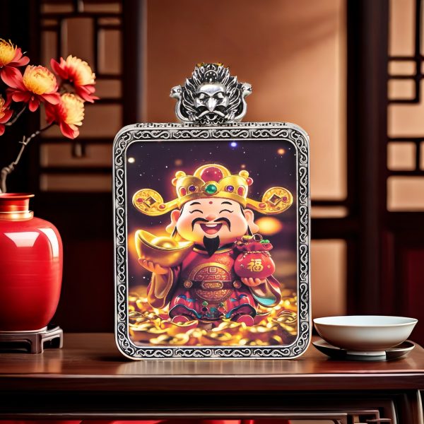 Cute version of the God of Wealth/Gold/4cm*5cm/Titanium alloy material