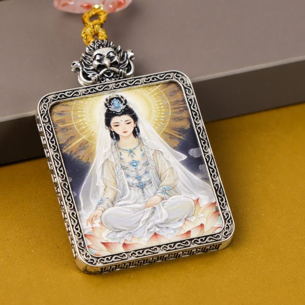 Color drawing of Guanyin sitting statue/peaceful/4cm*5cm/titanium alloy