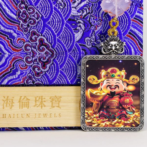Cute version of the God of Wealth/Gold/4cm*5cm/Titanium alloy material