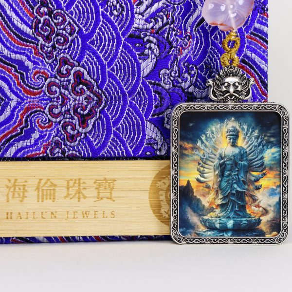 Tathagata statue, gold-painted, blue/good luck/4cm*5cm/titanium alloy material